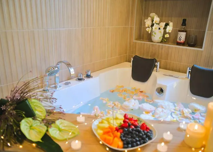 Japanroom Jacuzzi&sauna De Gamme Parking Free Apartman *